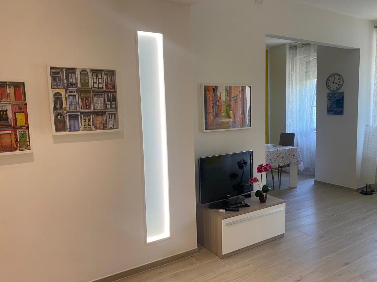 Casa Mare Apartment ลีวอร์โน ภายนอก รูปภาพ